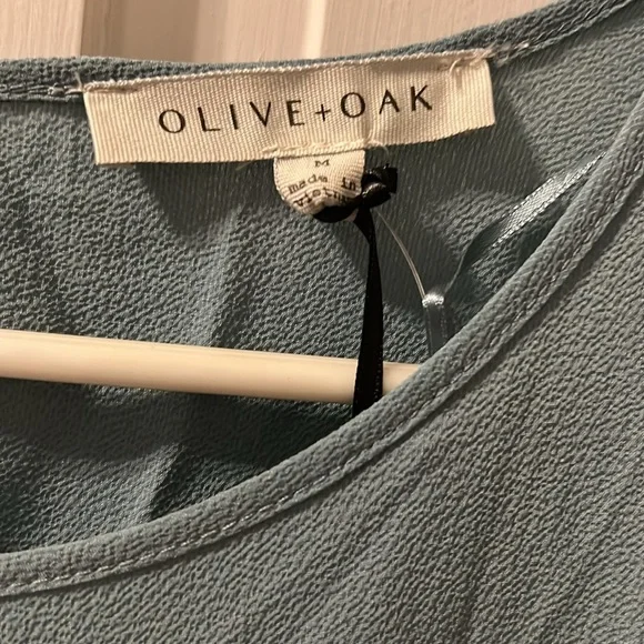 NWT Olive + Oak long sleeve top - Picture 3 of 3
